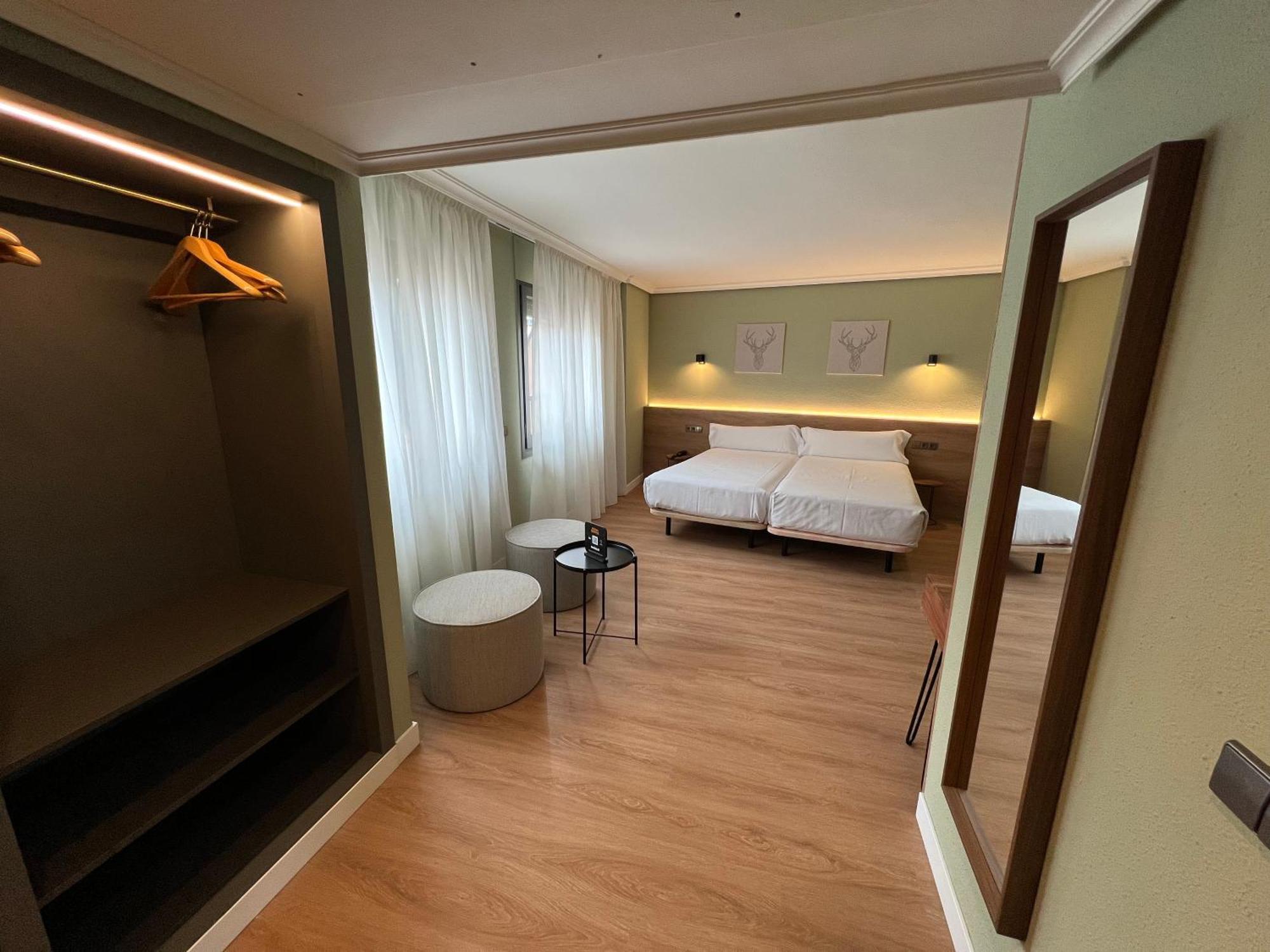 Yomo Imperial Hotell Sant Julià de Lòria Eksteriør bilde