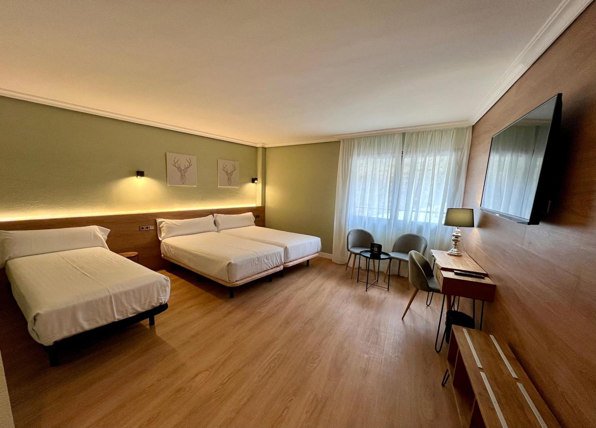 Yomo Imperial Hotell Sant Julià de Lòria Eksteriør bilde