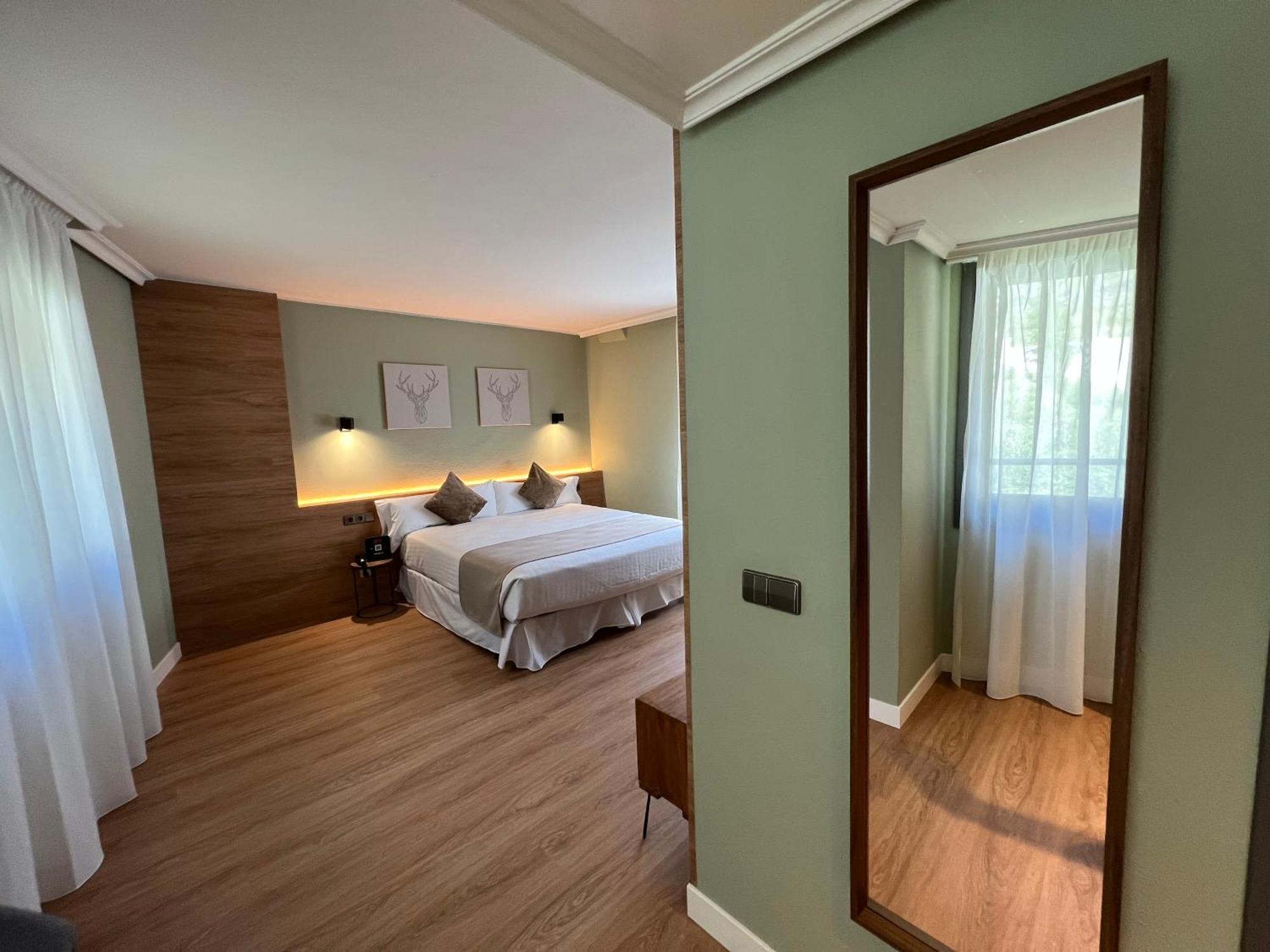 Yomo Imperial Hotell Sant Julià de Lòria Eksteriør bilde