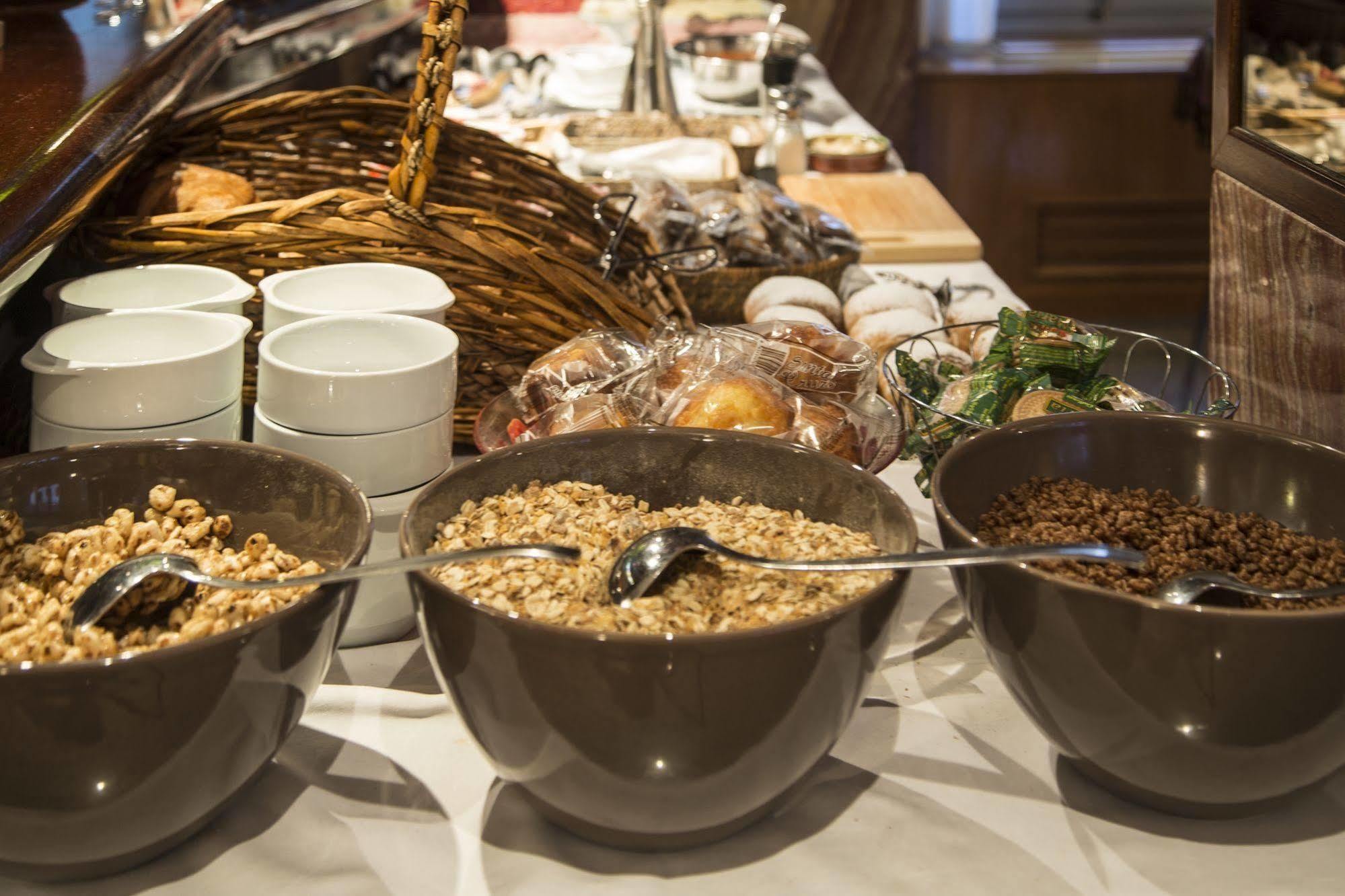 Yomo Imperial Hotell Sant Julià de Lòria Eksteriør bilde