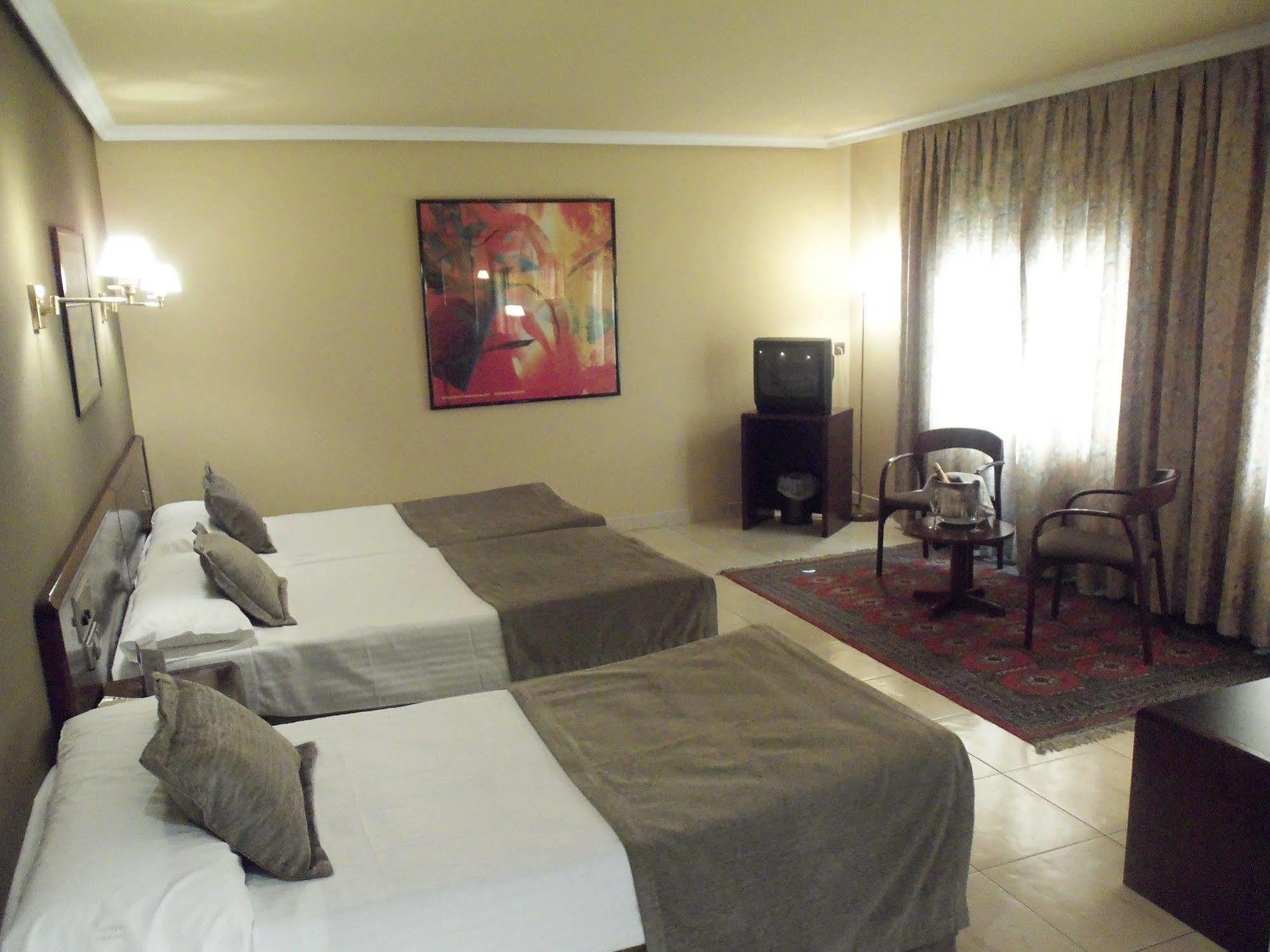 Yomo Imperial Hotell Sant Julià de Lòria Eksteriør bilde