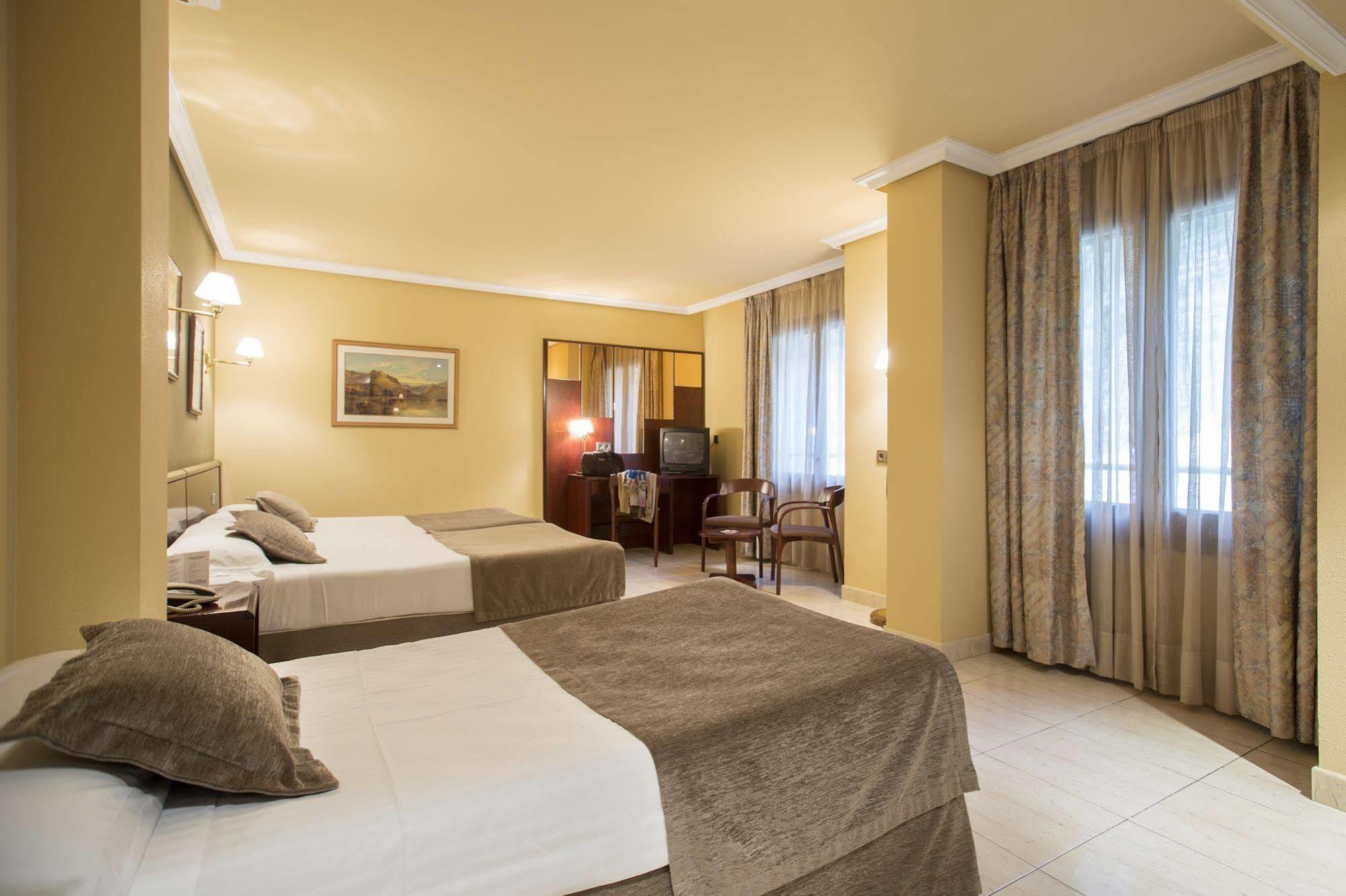 Yomo Imperial Hotell Sant Julià de Lòria Eksteriør bilde