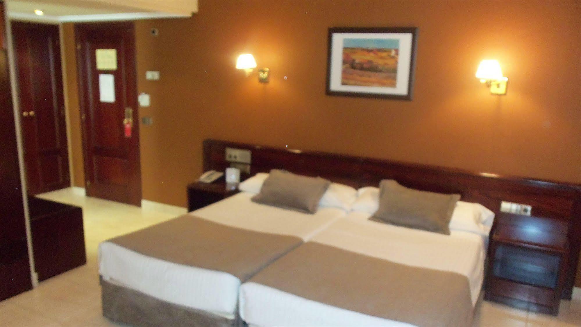 Yomo Imperial Hotell Sant Julià de Lòria Eksteriør bilde